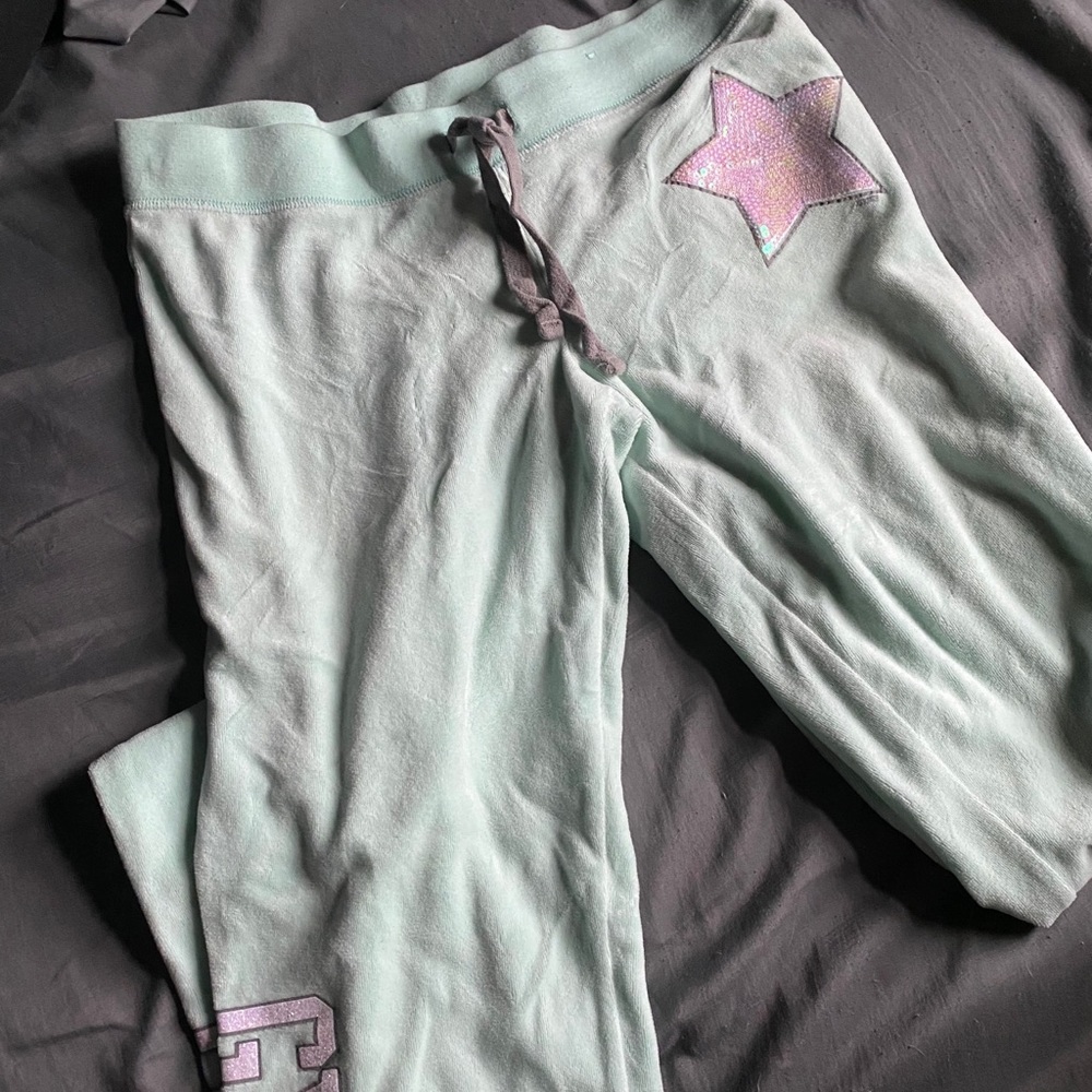 sweatpants